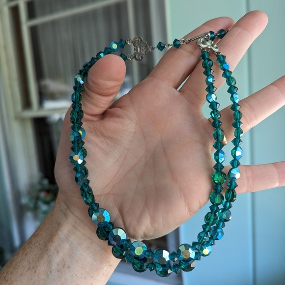 Vintage Teal Beaded Jewelry Set - Picture 5 of 7